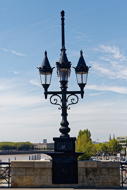 Pont de Pierre-042